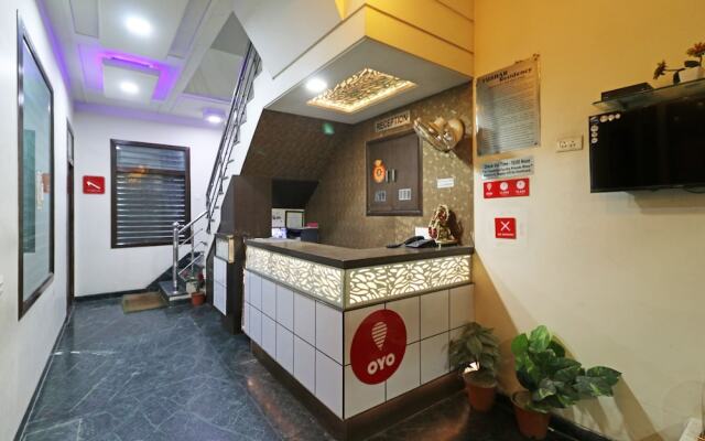 OYO 10414 Hotel Tushar Residency