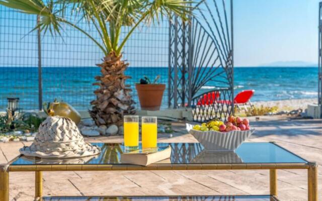 Maria’s Mansion 3 m from the SEA