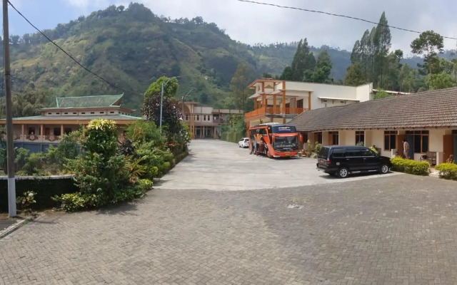 Nadia Hotel