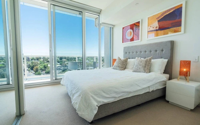 Blue Moon at Watson - Wifi - Gym - Pool - Cafe