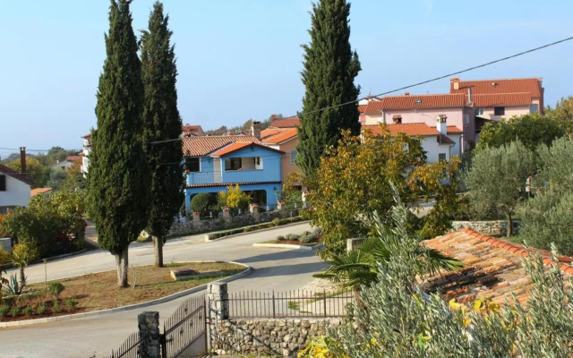 Apartments with a parking space Rovinjsko Selo, Rovinj - 14514