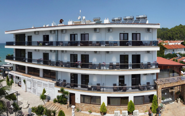Greek Pride Evlogia - Seafront and Annex