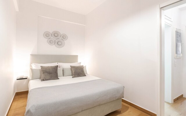Phaedrus Living: Nea Smyrni Park View Flat