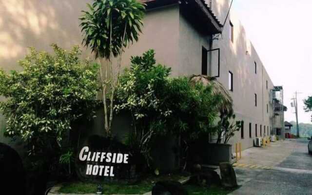 Cliffside View Hotel