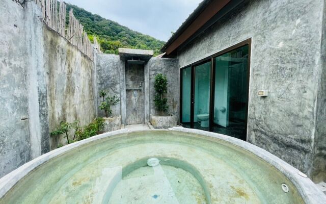 The Sea Resort Haad Rin