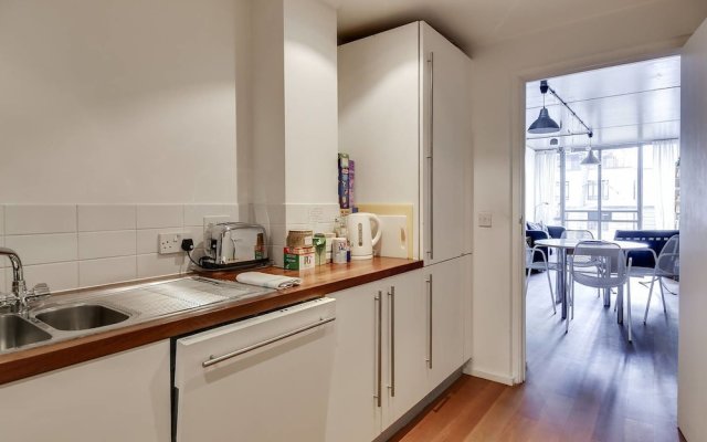 Modern 2 bed Flat Next to Angel/king's Cross