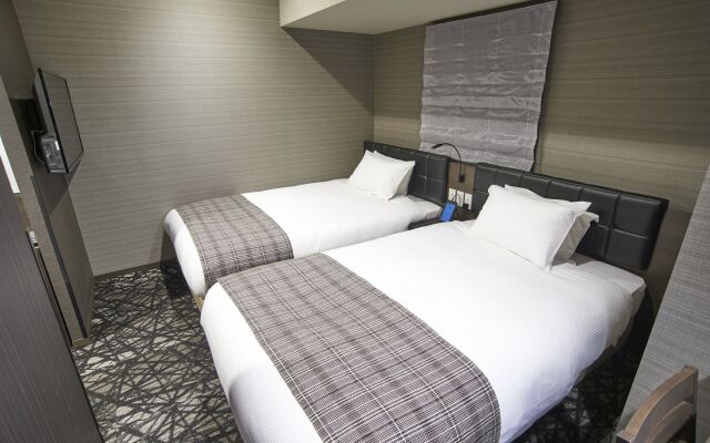 Quintessa Hotel Tokyo Haneda Comic & Books