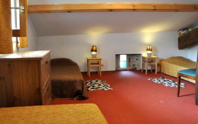 Gîte La Terrasse-sur-Dorlay, 6 pièces, 13 personnes - FR-1-496-72