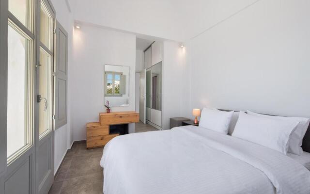 Theano Cave Suites & Villas