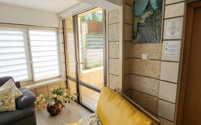 Maria's GuestHouse - Uphill View of Nazareth F