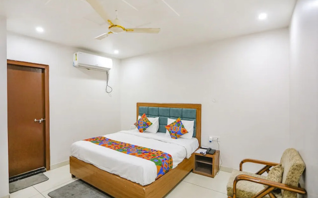 Fabhotel Well Stay