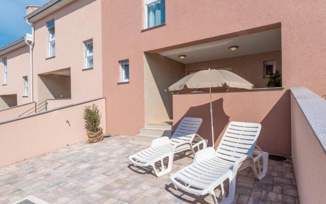 Luxury Apartments - La Vir 1 & 2