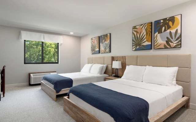 The Wave at Marblehead