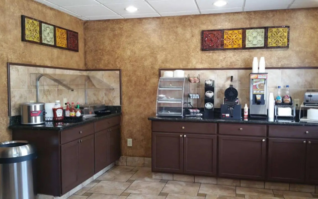 Magnuson Hotel Sand Springs - Tulsa West