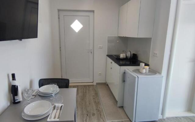 Rooms Lucky