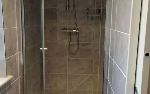 Avalon Studio. Comfy well equipped cosy studio.