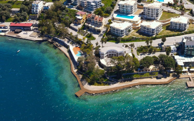Roseira Beach Resort