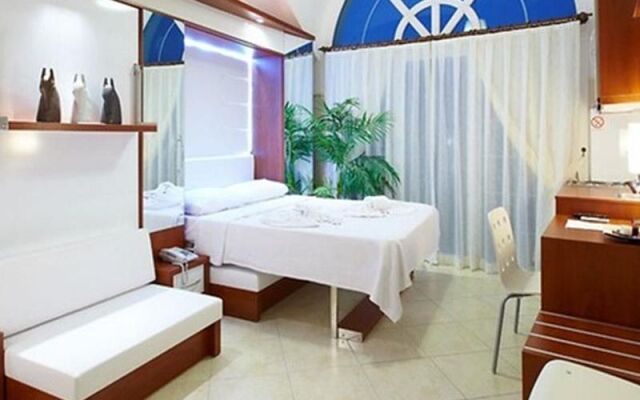 Seahorse Deluxe Apart Hotel