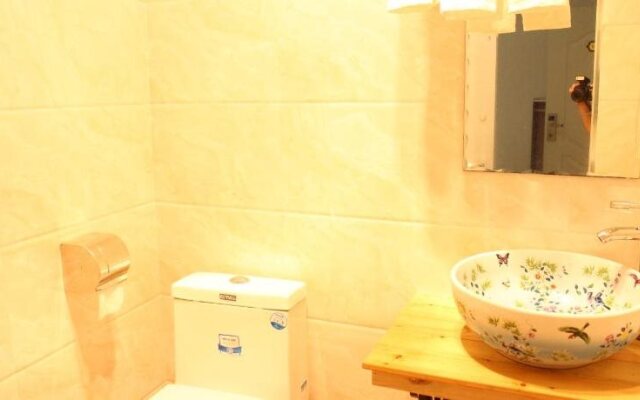 Gulangyu Purple Blue Bird Hotel