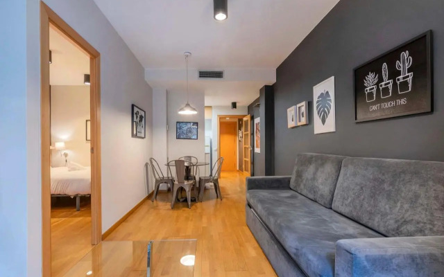Modern and bright apartment in Eixample 3-1