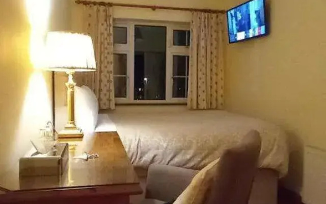 Woodhaven Manor