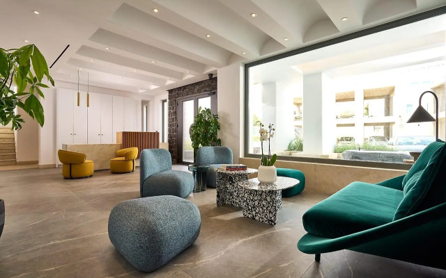 Alleys All-Suite Hotel & Spa