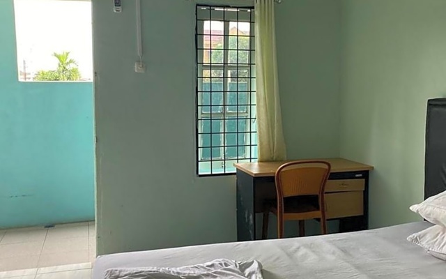 KoolKost near RS Adam Malik Medan 2 - Minimum Stay 6 Nights – Guest Rooms – Medan