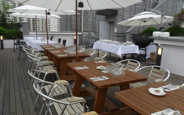 Urban Boutique Hotel