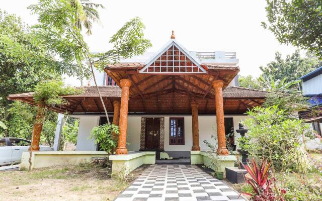 Sreepadmini Ss Ayurmadam by OYO Rooms