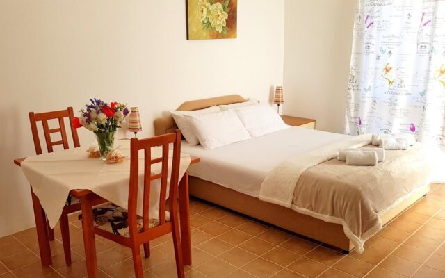 Gregovic Family Apartments