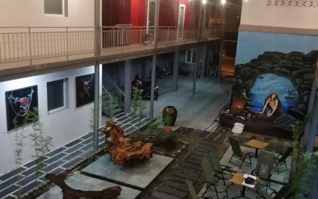 Hotel Aalo - Hostel