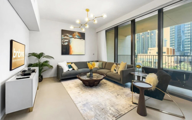 bnbme | Boulevard Heights | 3 + Maids