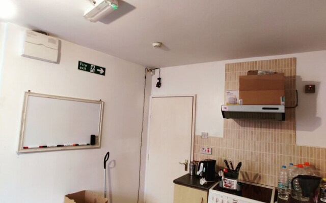Beautiful 2-bedroom Apartment in Erdington Birming