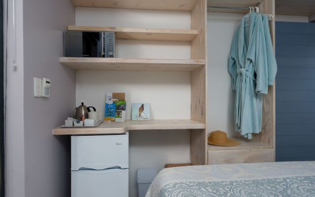 Stay at Friends Economic Rooms