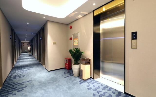 7 Days Premium Hotel Guangzhou Changlong Zoo Station North Gate