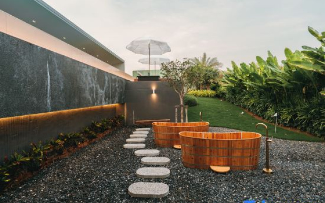 Pinepilla Poolvilla Huahin