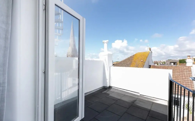 Clifton Place with Outside Terrace - Guest Homes