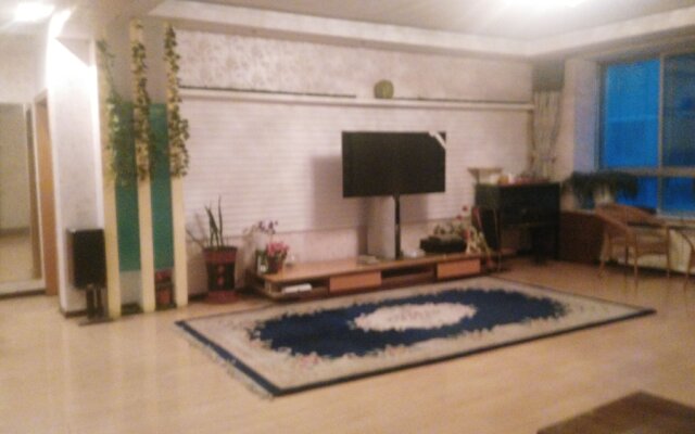 Duckweed Hostel