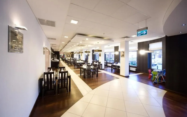 Centrum Hotel