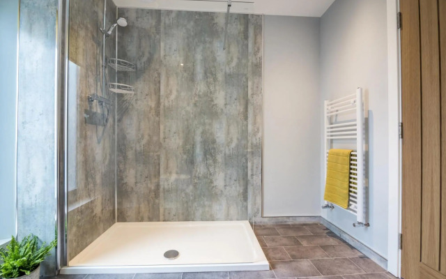 Tipyn O Haul - 1 Bed Apartment - Tenby