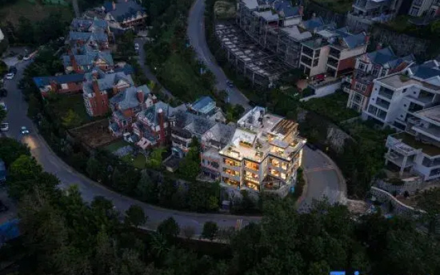Tengchong Puju Hot Spring Hotel