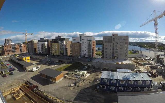 Soolo 7th floor lake view