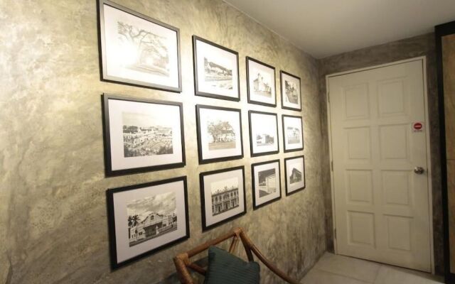 Barrack Street Hotel