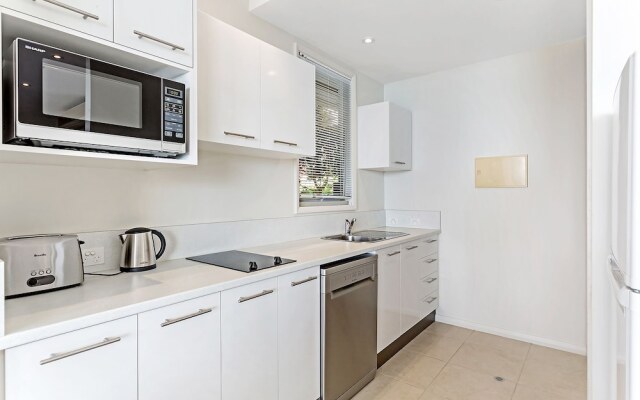 Mirage, 24A Gloucester Street