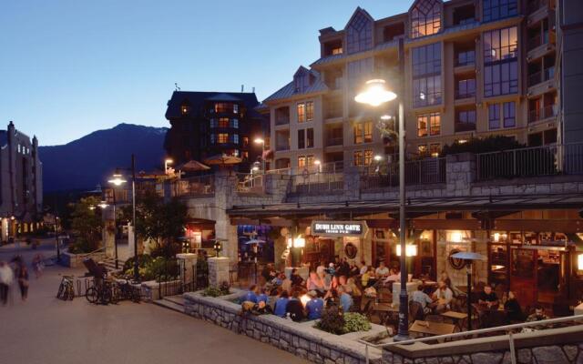 Pan Pacific Whistler Mountainside