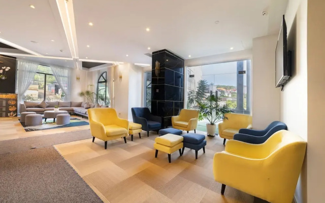 Stillus Boutique Hotel Dalat