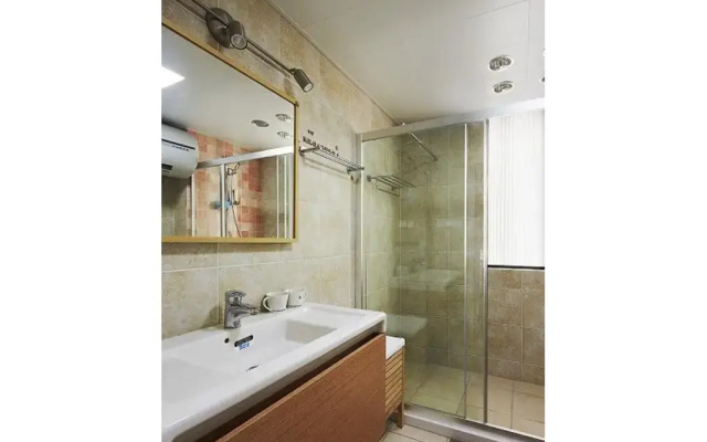 Friendship Business Hotel