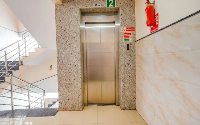 Bns Lodge By OYO Rooms