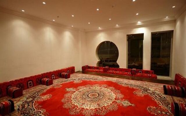 Meral Hotel