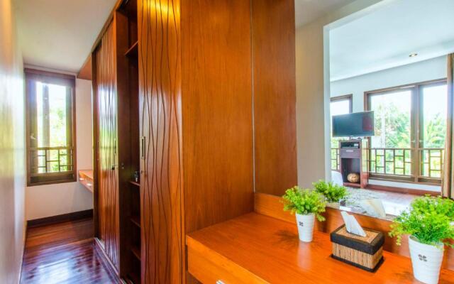 Mary's Beach 4 BR Villa